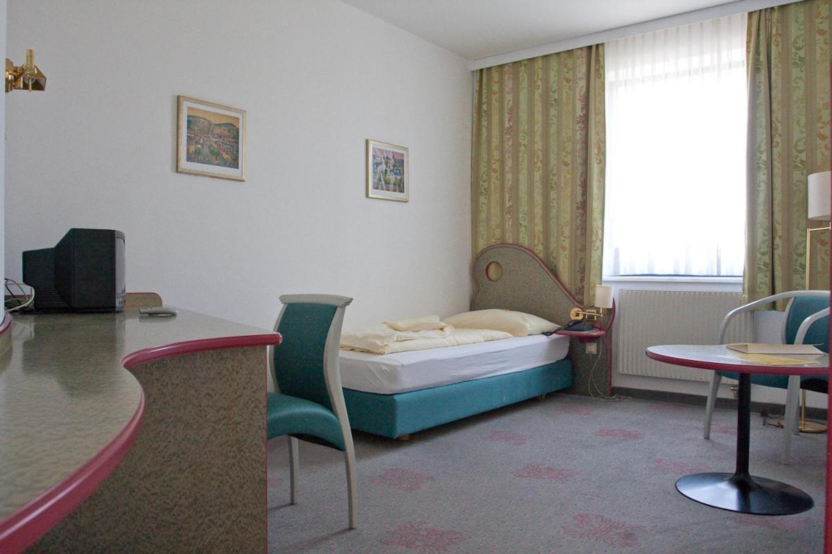 Seminarhotel Goettlesbrunn Экстерьер фото